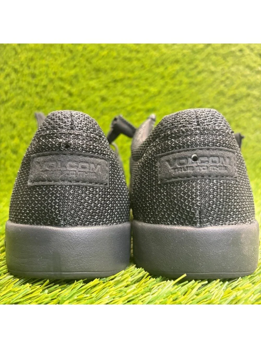 Volcom Chill Mens Size 8E Black Gray Composite Toe Safety Work Slip On Shoes